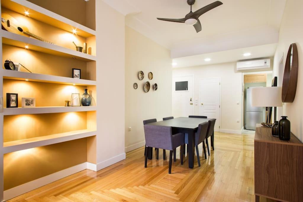 Apartment Athena's Nest- *best Location* A/c +heat! Athens
